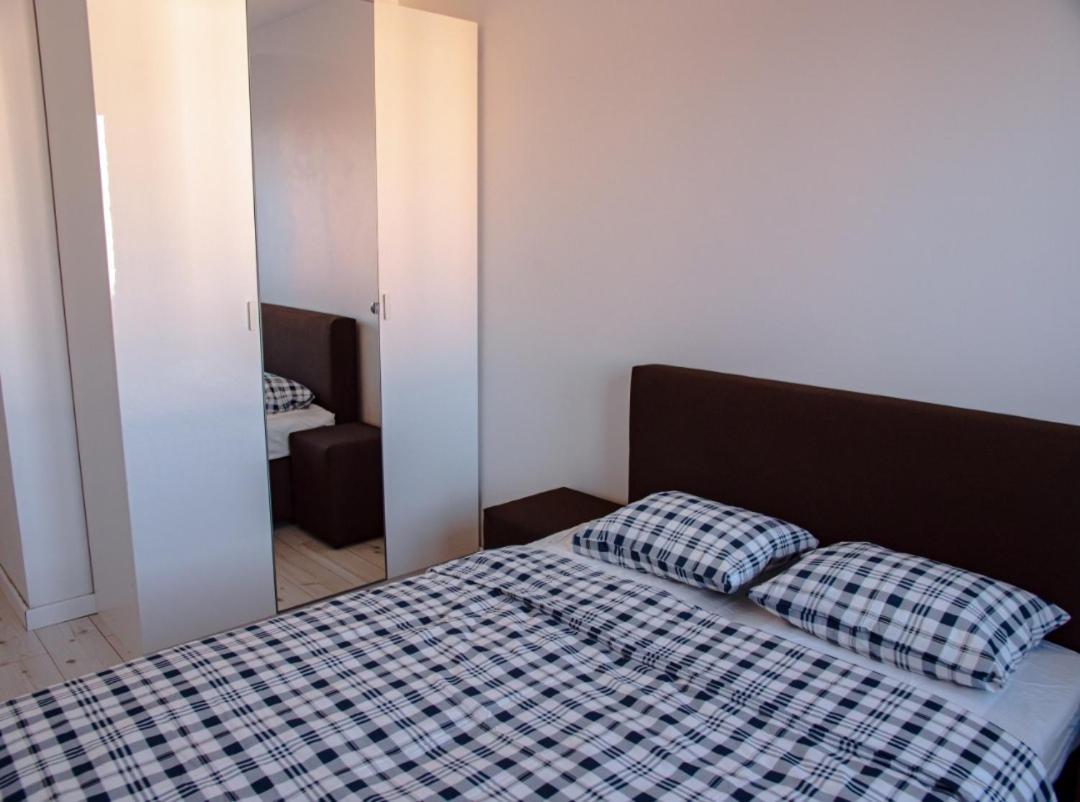 Apartment Klobucka Warschau Buitenkant foto